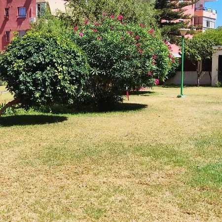Centro Con Parking شقة *